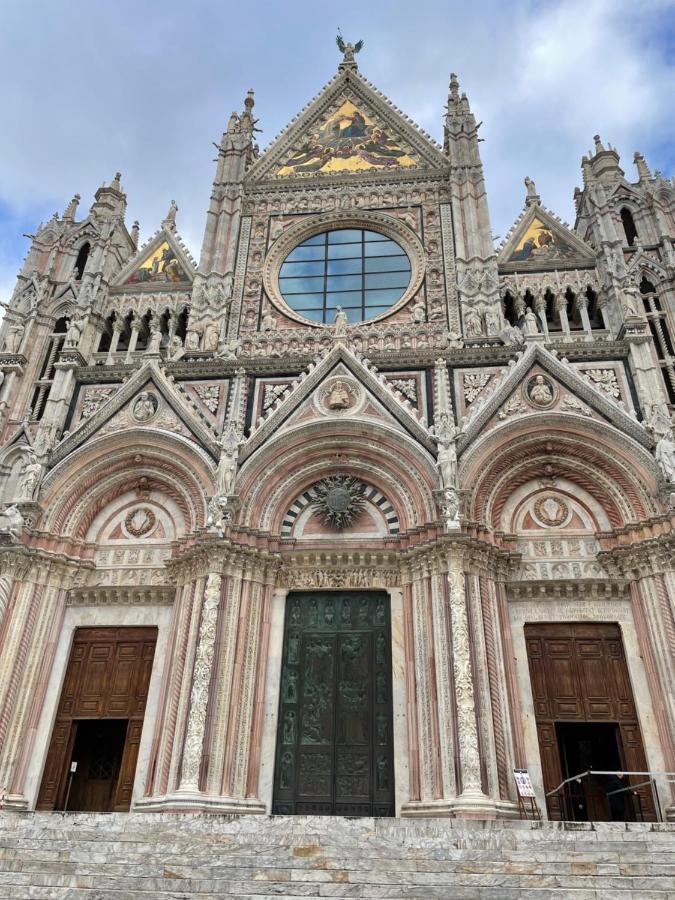 Corte Mascagni Siena Luaran gambar